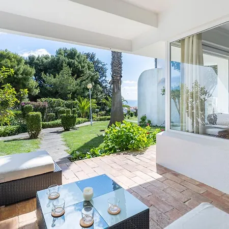 Longlands Peak At Windmill Hill Albufeira