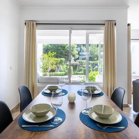 Longlands Peak At Windmill Hill