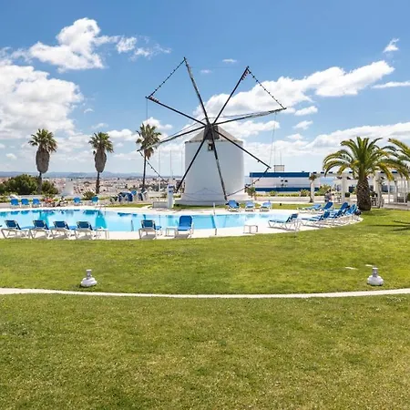 Longlands Peak At Windmill Hill